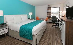 Hotel Howard Johnson By Wyndham Lafayette  2*